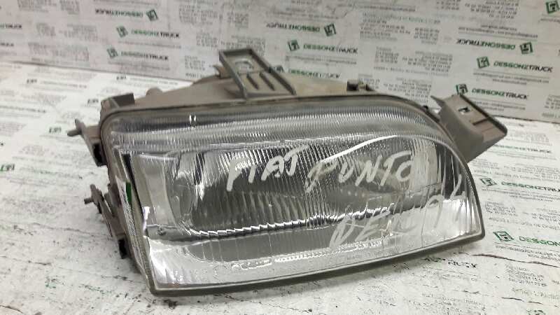 Phare droit 14259800 de Fiat Punto (176_) 1994-1999 54 CV