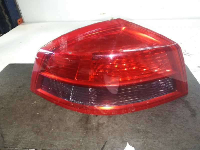 Pisca tras esquerdo P9X A7 8200014359 de Renault Vel satis (bj0_) 2002-2009 177 CV