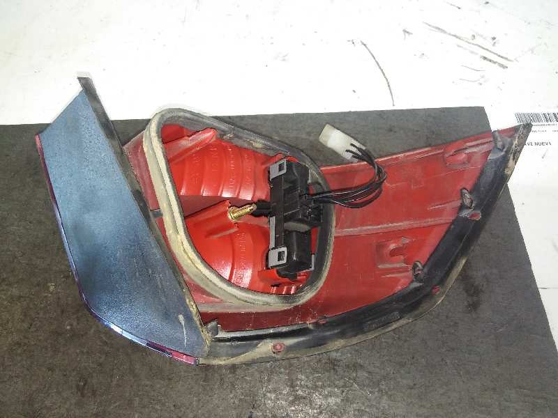 Scheinwerfer hinten rechts P9X A7 8200014360 de Renault Vel satis (bj0_) 2002-2009 177 CV - pieza usada