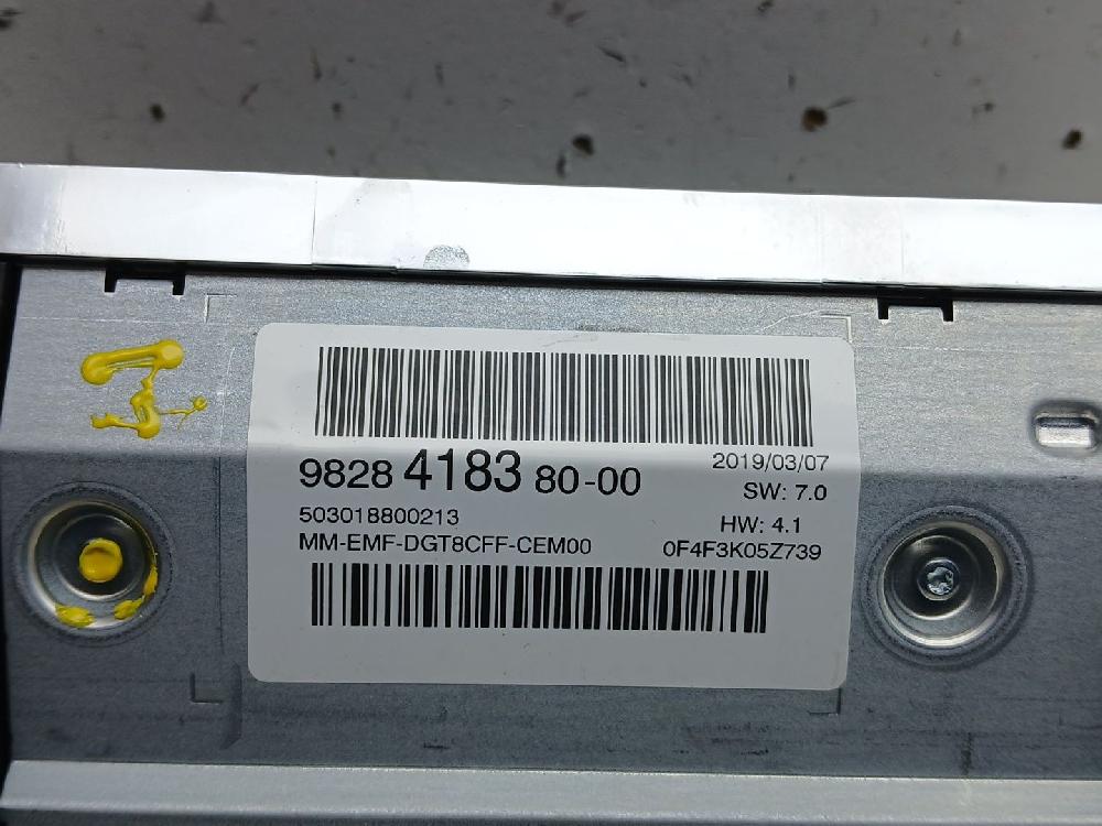 Schermo multifunzione YHZ (DV5RC) 9828418380 de Peugeot 3008 suv (mc_, mr_, mj_, m4_) 2016-0 131 CV con 180533 km - pieza usada