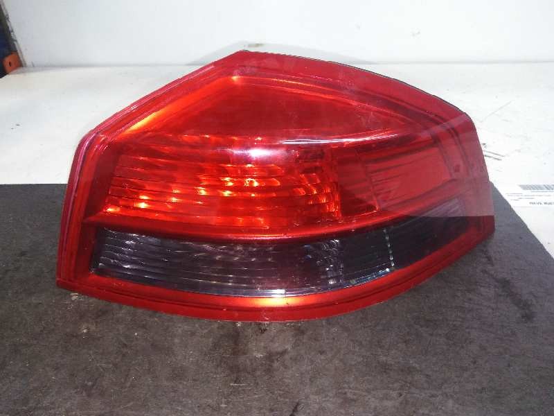 Scheinwerfer hinten rechts P9X A7 8200014360 de Renault Vel satis (bj0_) 2002-2009 177 CV