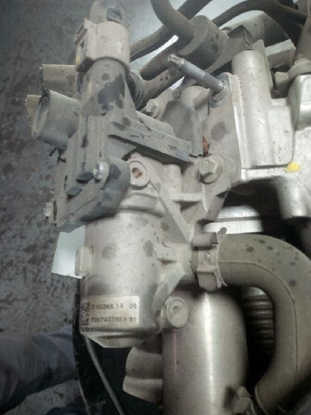 Valvula egr K9KC6 70036814 de Dacia Dokker furgoneta/monovolumen 2012-2018 75 CV - pieza usada
