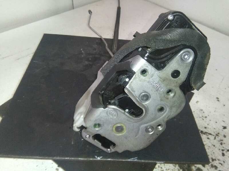 Türschloss vorne rechts A20DT 13579523 de Opel Zafira tourer 2010-2016 131 CV
