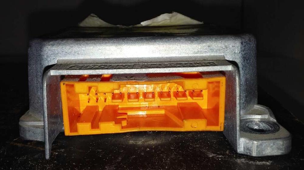 Centralita airbag RHY 9632167780 de Citroen Xsara picasso (n68) 1999-2011 90 CV - pieza usada