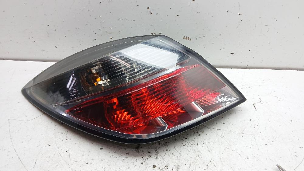Rear lamp rh Z 17 DTH 93190791 de Opel Astra h gtc (a04) 2005-2010 101 CV con 235690 km - pieza usada