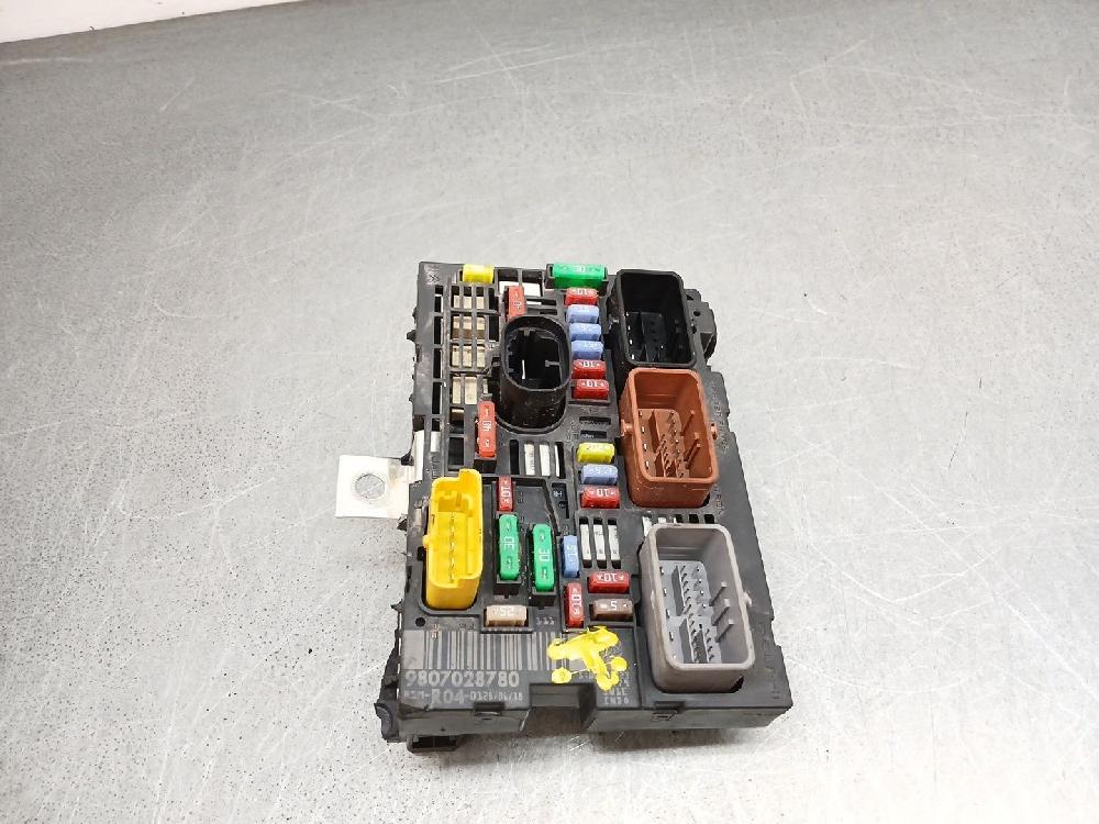 Centralita bsm HNZ (EB2DT) 9807028780 de Citroen Berlingo multispace (b9) 2008-2022 110 CV