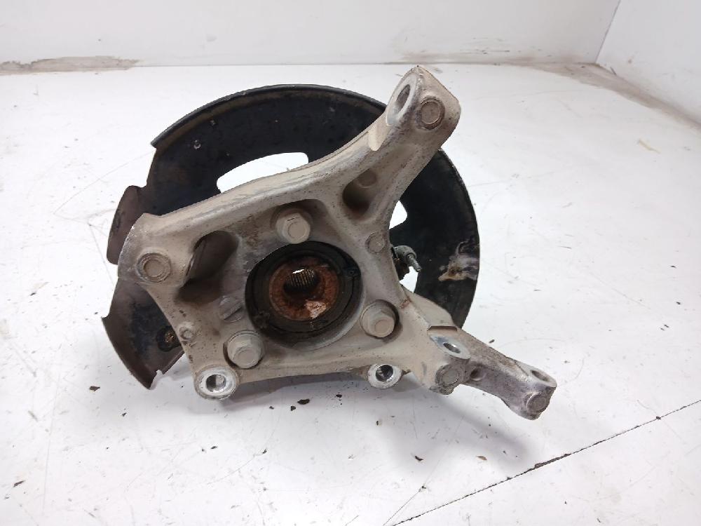 Mangueta delantera izquierda B16DTE 39030299 de Opel Astra k (b16) 2015-0 110 CV con 159909 km - pieza usada