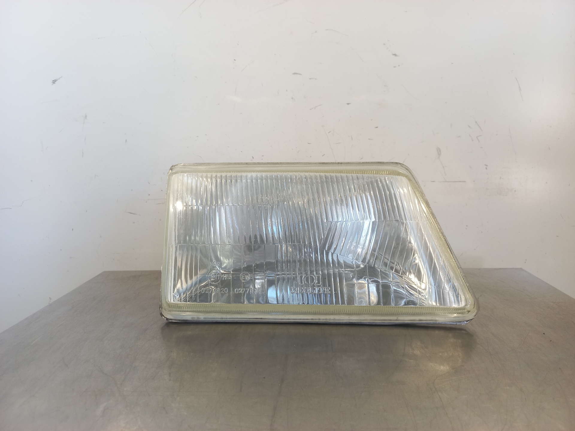 RENAULT 25 1 generation (1984-1992) Front Right Headlight 26417783