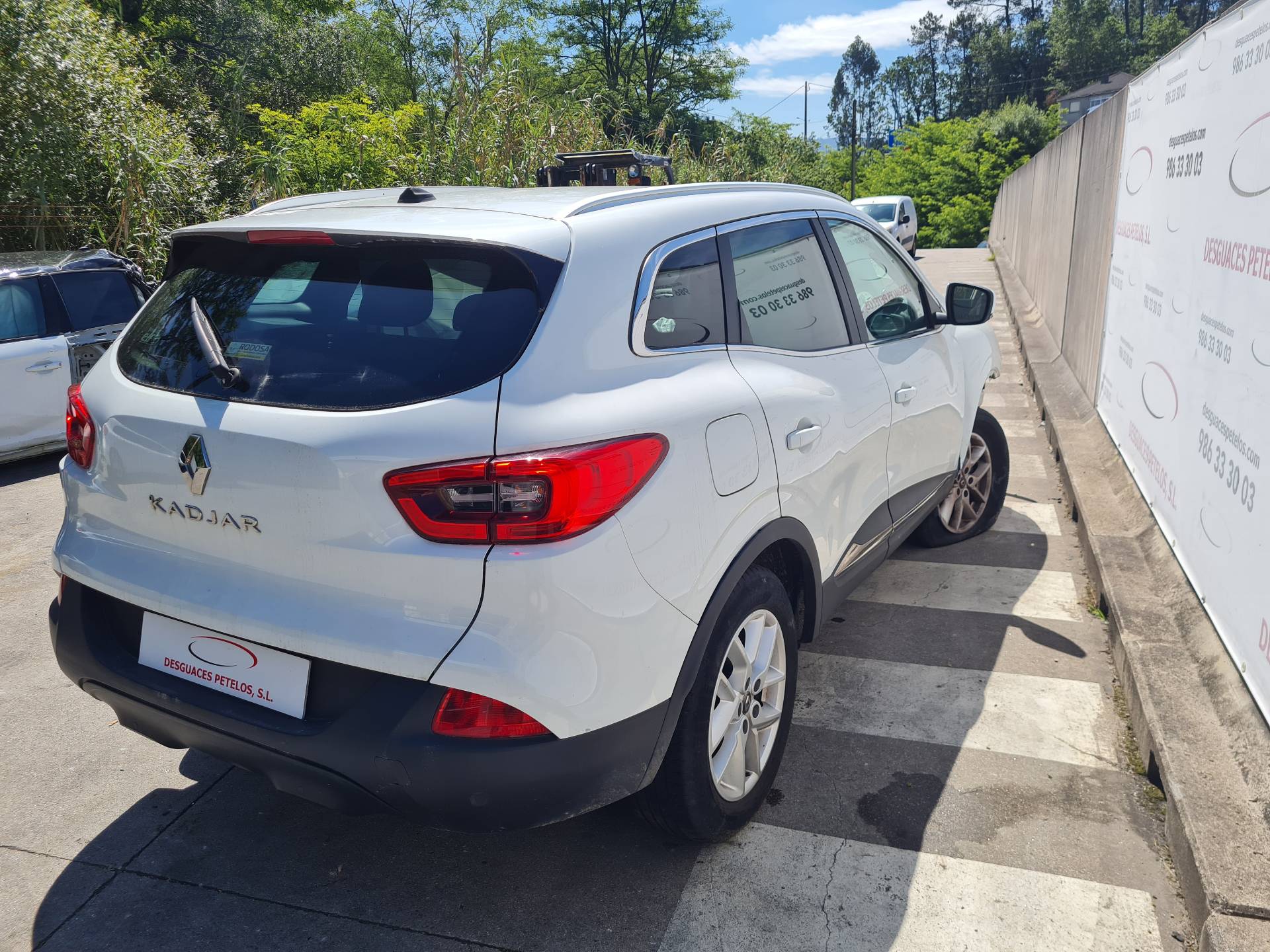 CHEVROLET Sandero 2 generation (2013-2020) Стартер 233000557R 26417028