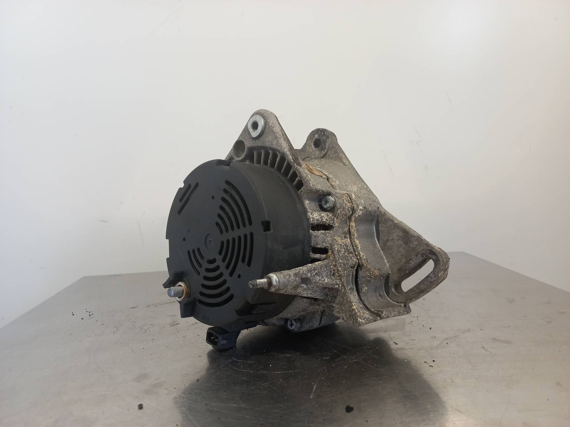 TOYOTA Corolla 1 generation E10 (1966-1970) Alternator 0123310020 24889700