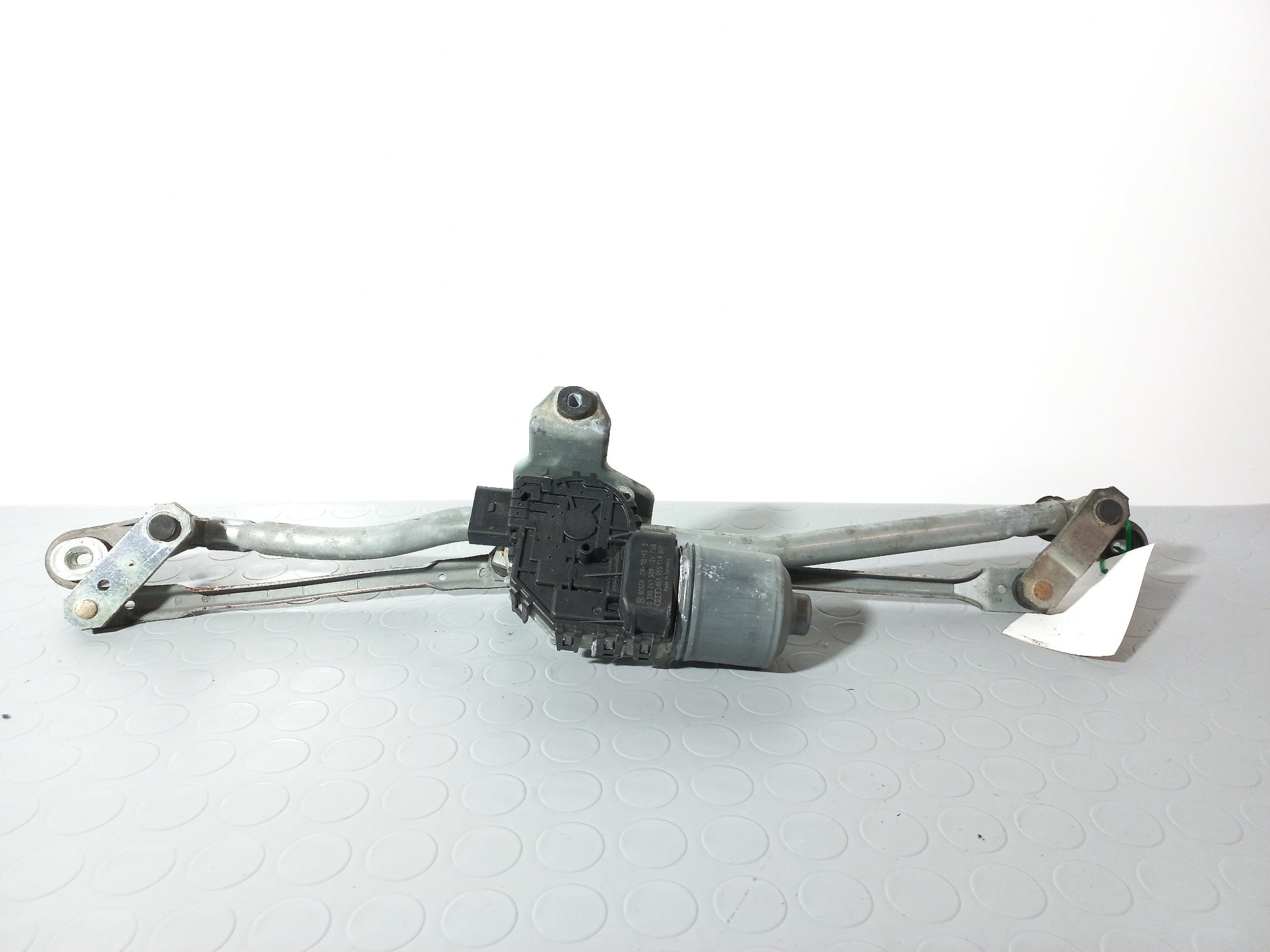 SEAT Exeo 1 generation (2009-2012) Front Windshield Wiper Mechanism 8E1955023E 24890051