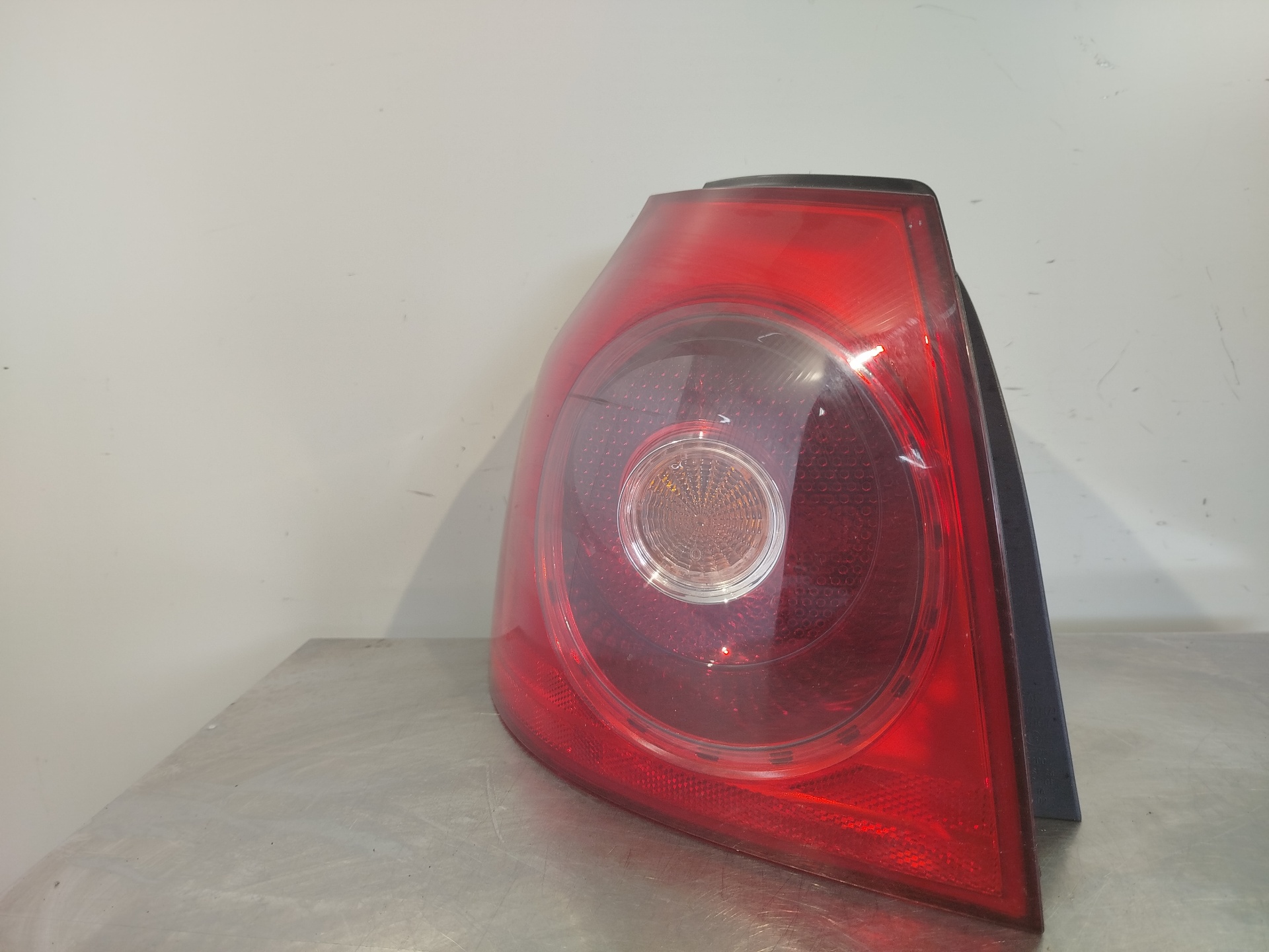 VOLKSWAGEN Golf Plus 2 generation (2009-2014) Rear Left Taillight 1K6945095AA 24889168