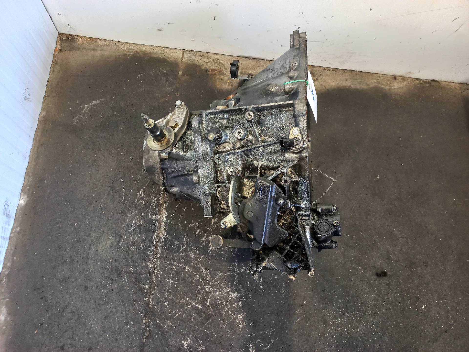 LADA Gearbox 20DM09 26410227