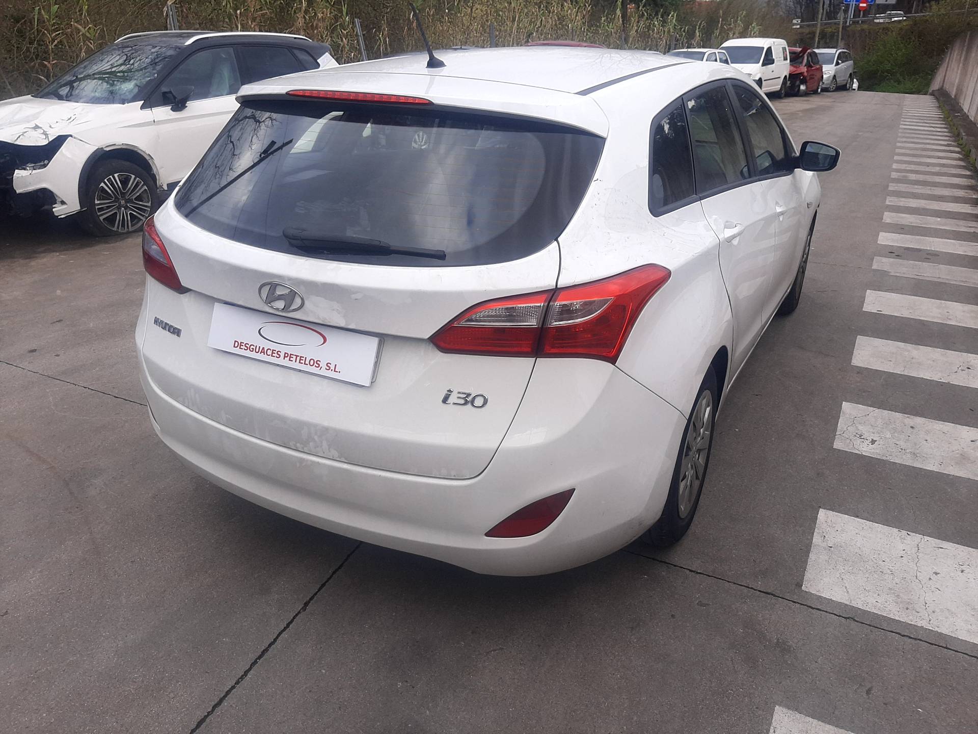 HYUNDAI i30 GD (2 generation) (2012-2017) Ľavé zadné koncové svetlo GW1L 26406818