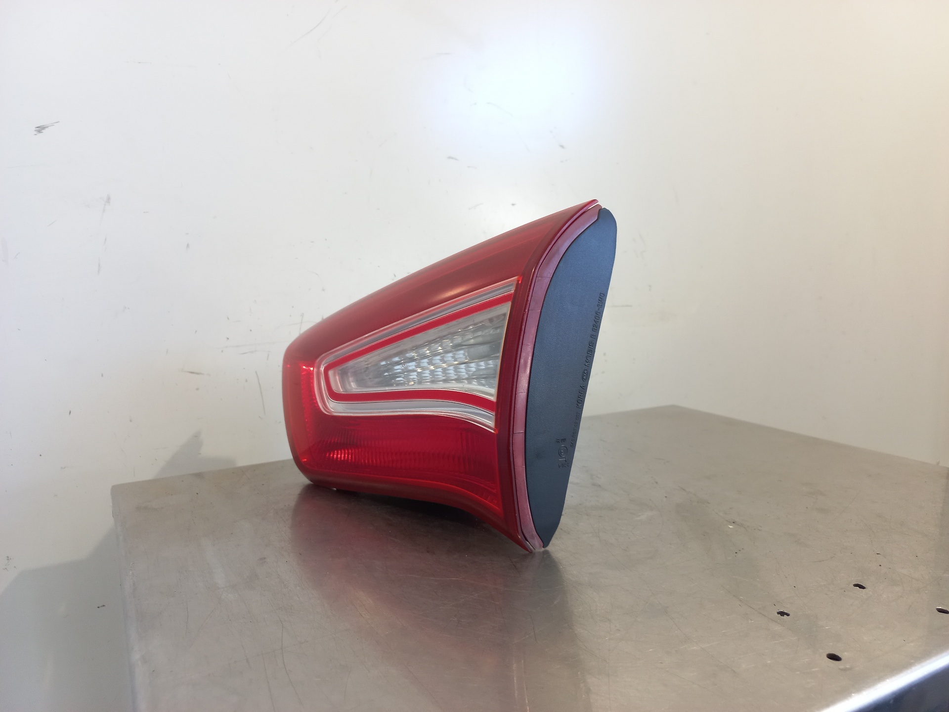 KIA Sportage 3 generation (2010-2015) Rear Right Taillight Lamp 924063W0 26417636