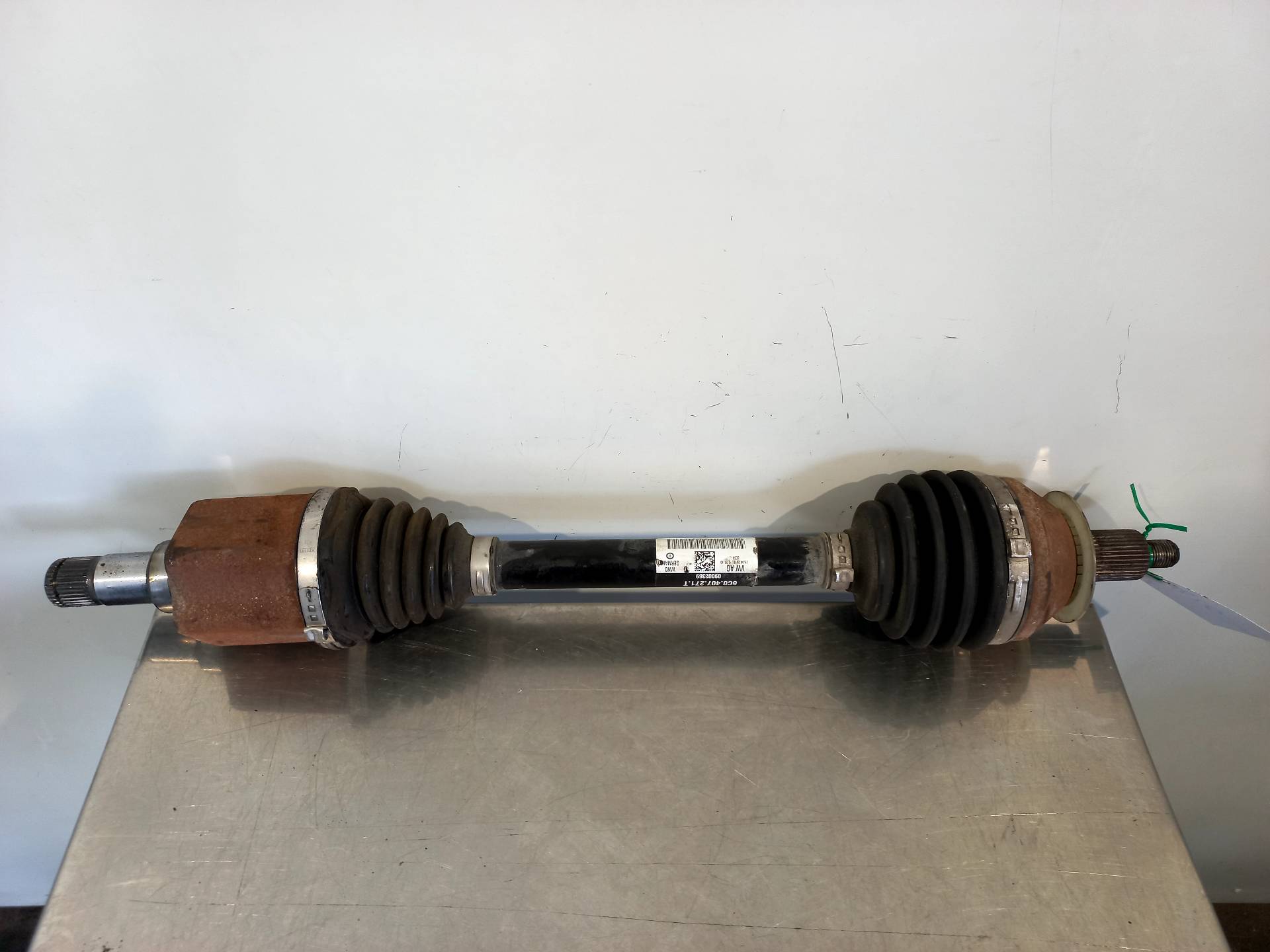 AUDI A1 8X (2010-2020) Front Left Driveshaft 6C0407271T 26407863