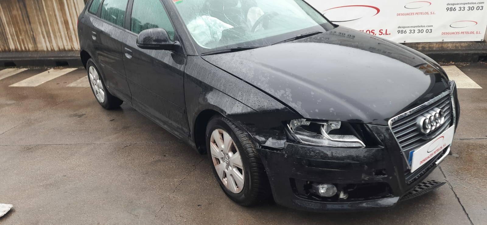 AUDI A3 8P (2003-2013) Galinių dešinių durų stiklo pakelėjo varikliukas 8P4959802F 26411006