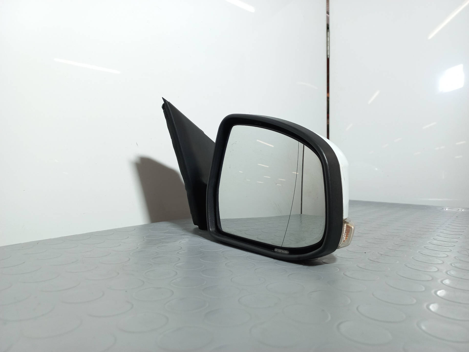 FORD Focus 3 generation (2011-2020) Right Side Wing Mirror 26415961