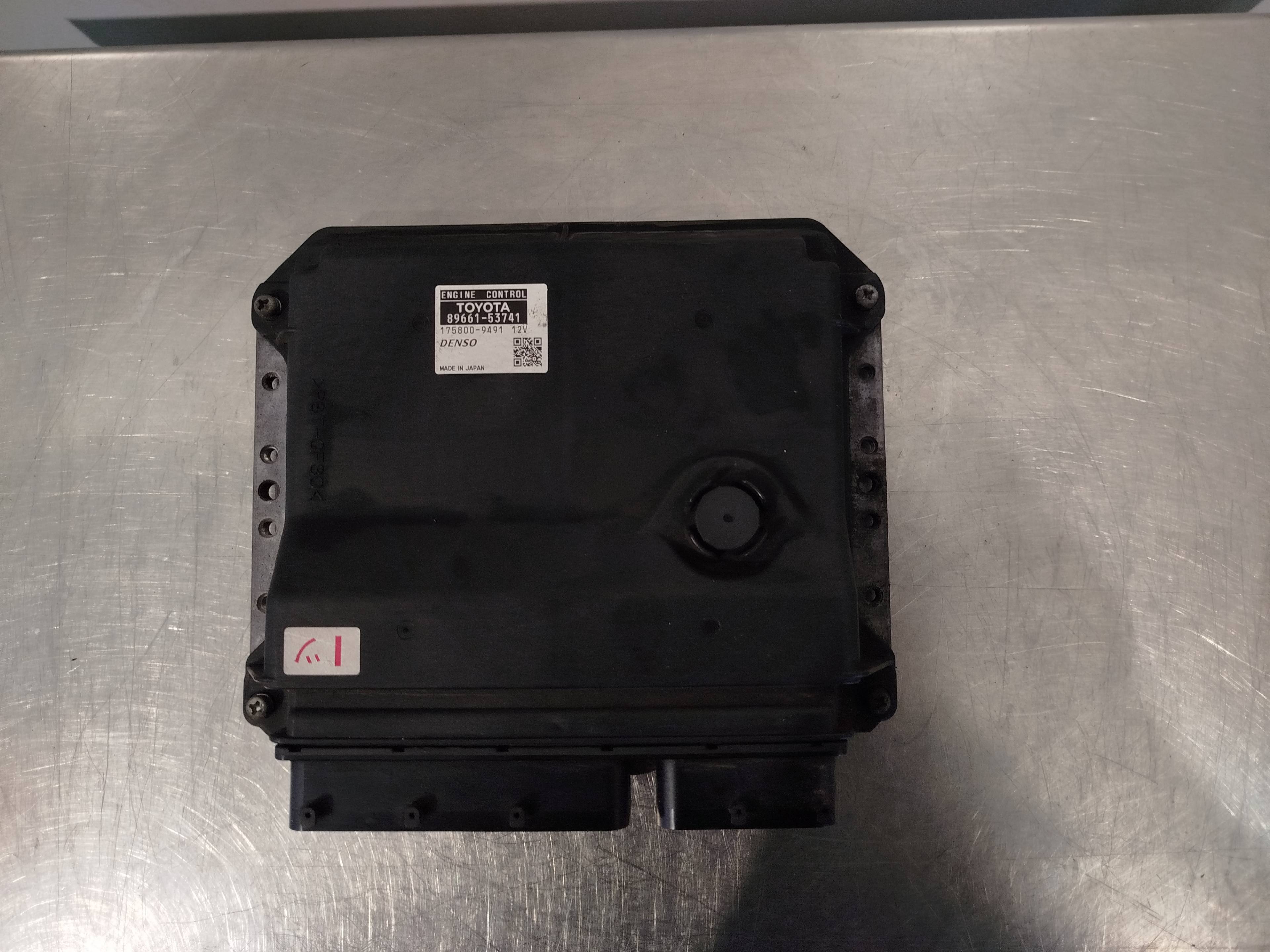 LEXUS IS XE20 (2005-2013) Motorkontrolenhed ECU 8966153741 24890335