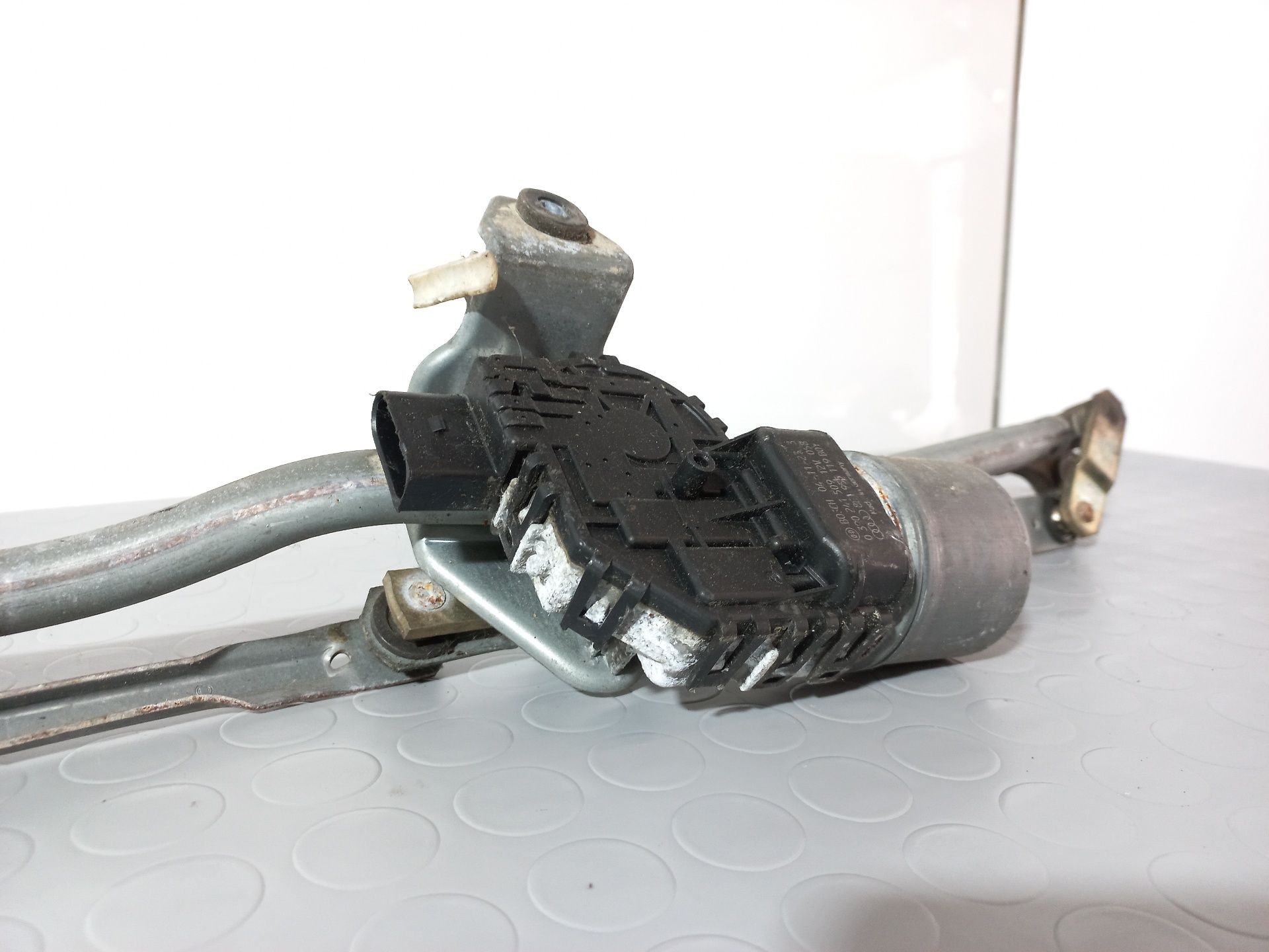 AUDI A4 B7/8E (2004-2008) Etulasien pyyhkimen mekanismi 8E1955119 24891010