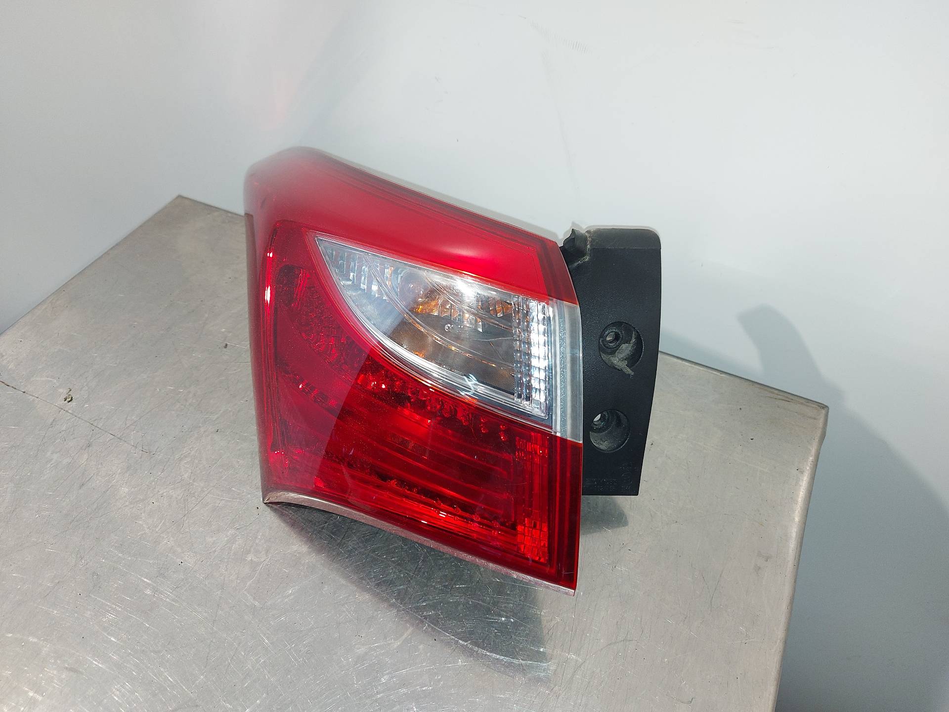 HYUNDAI i30 GD (2 generation) (2012-2017) Rear Left Taillight GW1L 26406818