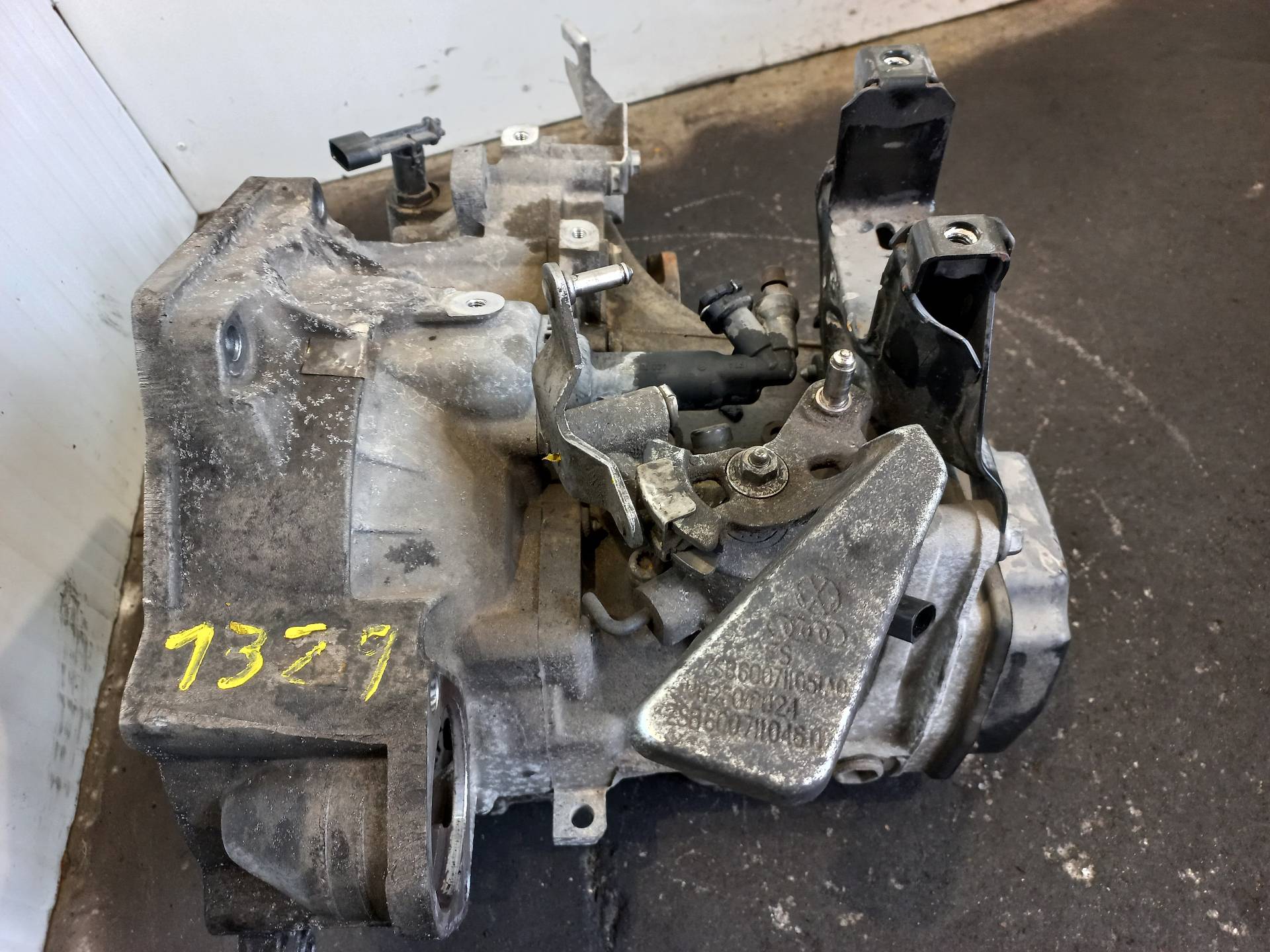 SEAT Leon 1 generation (1999-2005) Gearbox JCZ 26410411