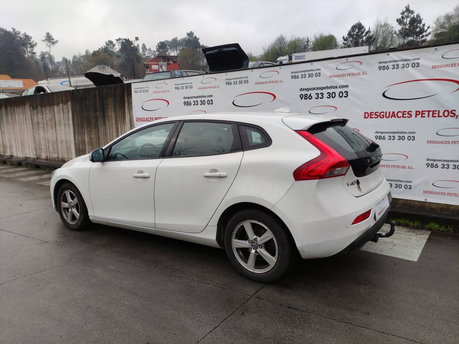 VOLVO V40 2 generation (2012-2020) Генератор 30659390 26409282