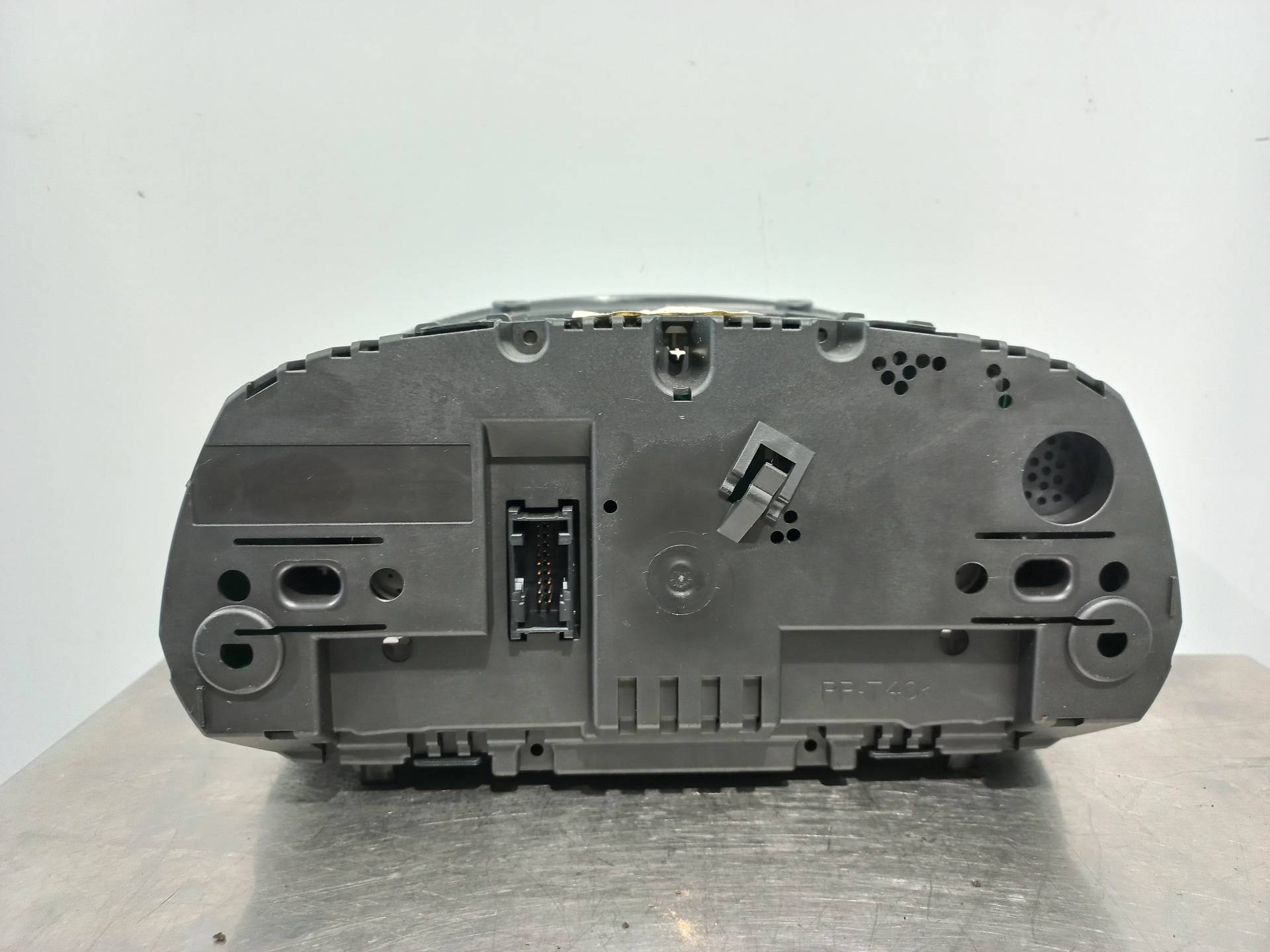 BMW X1 E84 (2009-2015) Speedometer 918734401 26410324