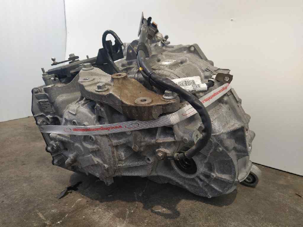 VOLVO V40 2 generation (2012-2020) Gearbox TF71SC 26391326