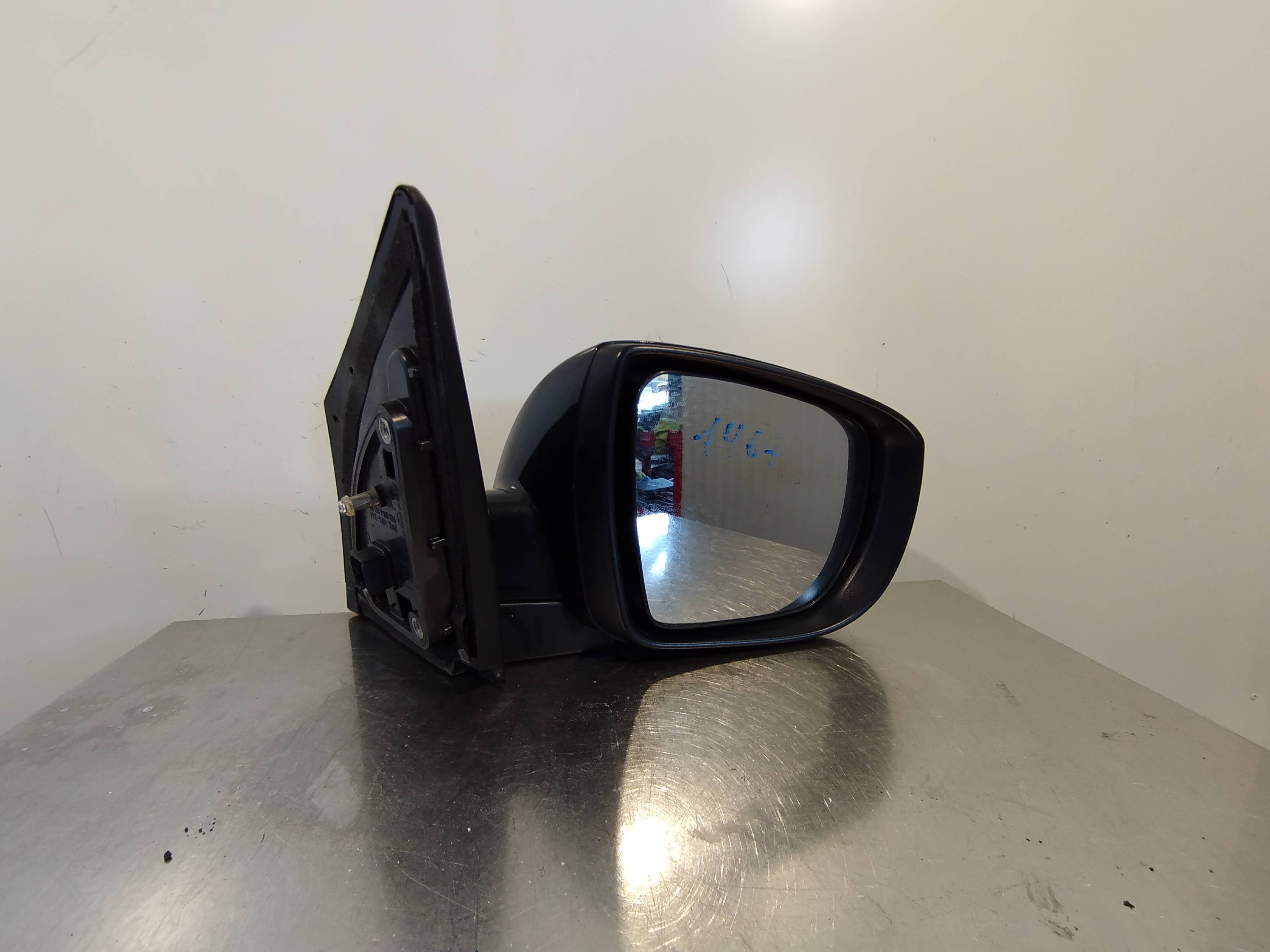 HYUNDAI ix35 1 generation (2009-2015) Зеркало передней правой двери 24888421