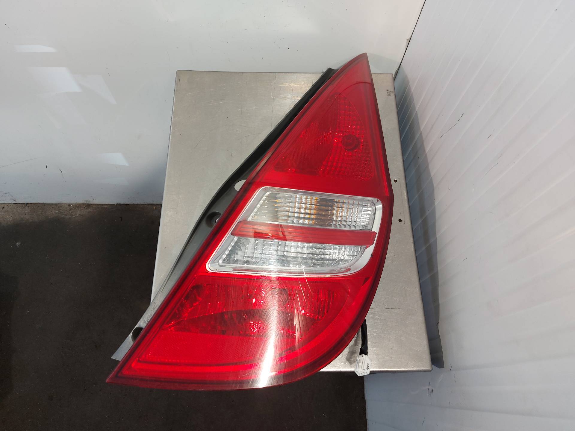 HYUNDAI i30 FD (1 generation) (2007-2012) Rear Right Taillight Lamp 924022R0 26410650