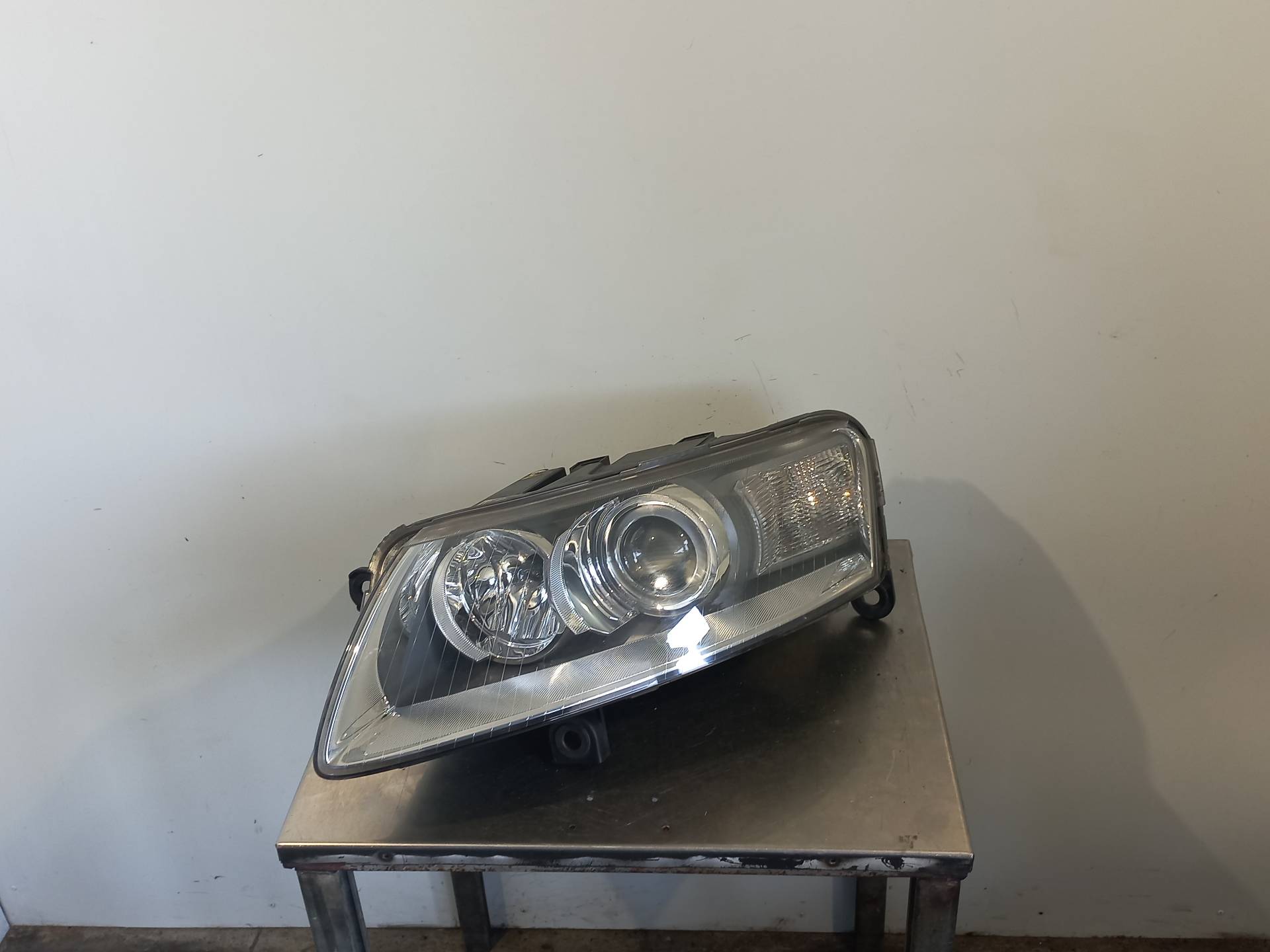 DODGE Front Left Headlight 1EL00888141 26410051