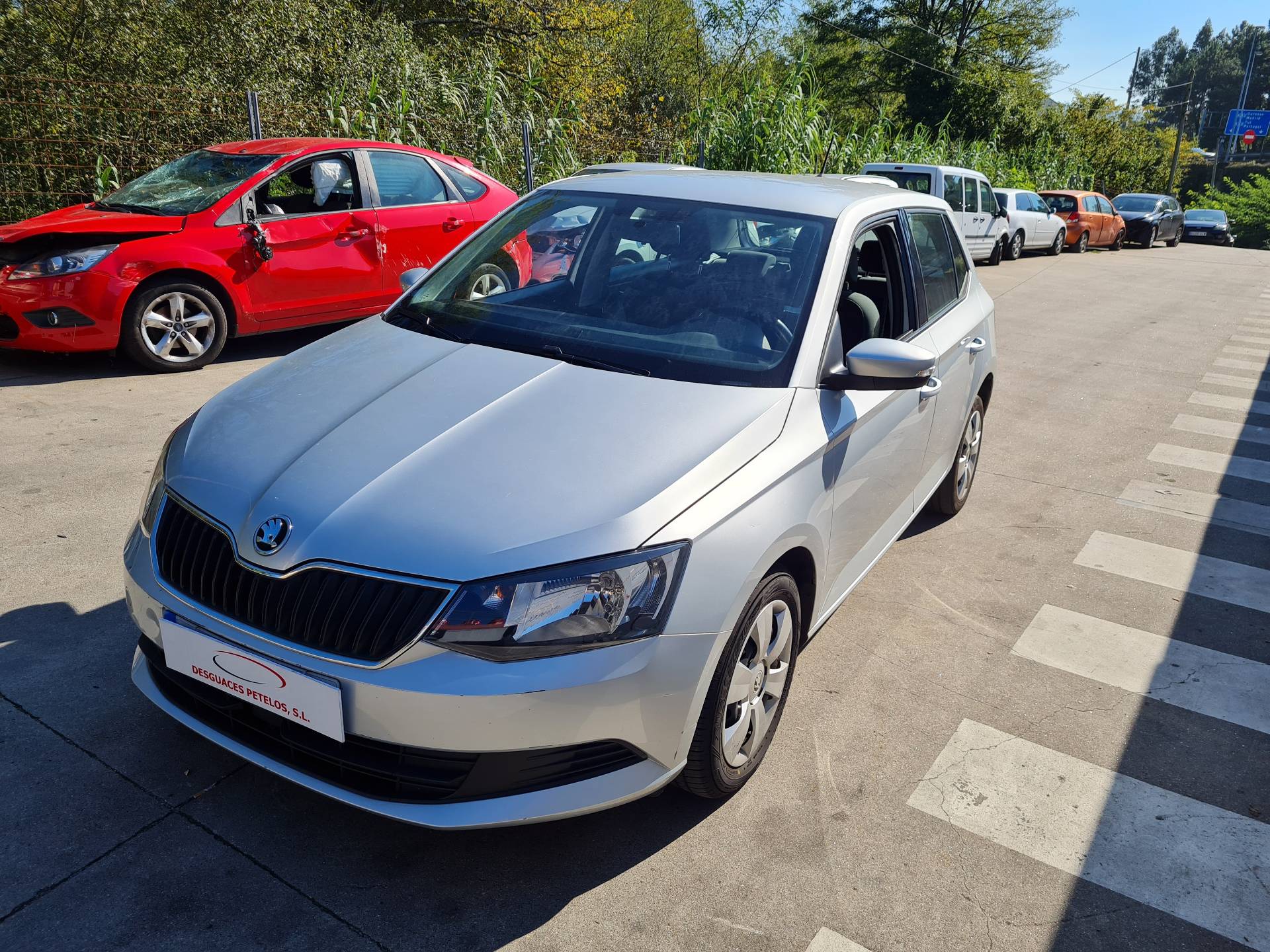 SKODA Fabia 3 generation (2014-2021) Front Right Door Lock 6V1837016A 24885847