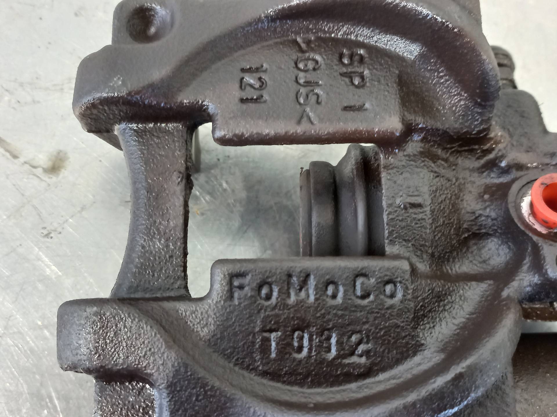 FORD Mondeo 4 generation (2007-2015) Rear Left Brake Caliper DG9C2D251D 24888448