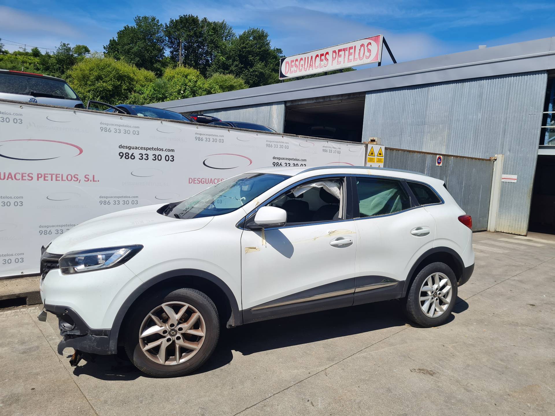 CHEVROLET Sandero 2 generation (2013-2020) Стартер 233000557R 26417028