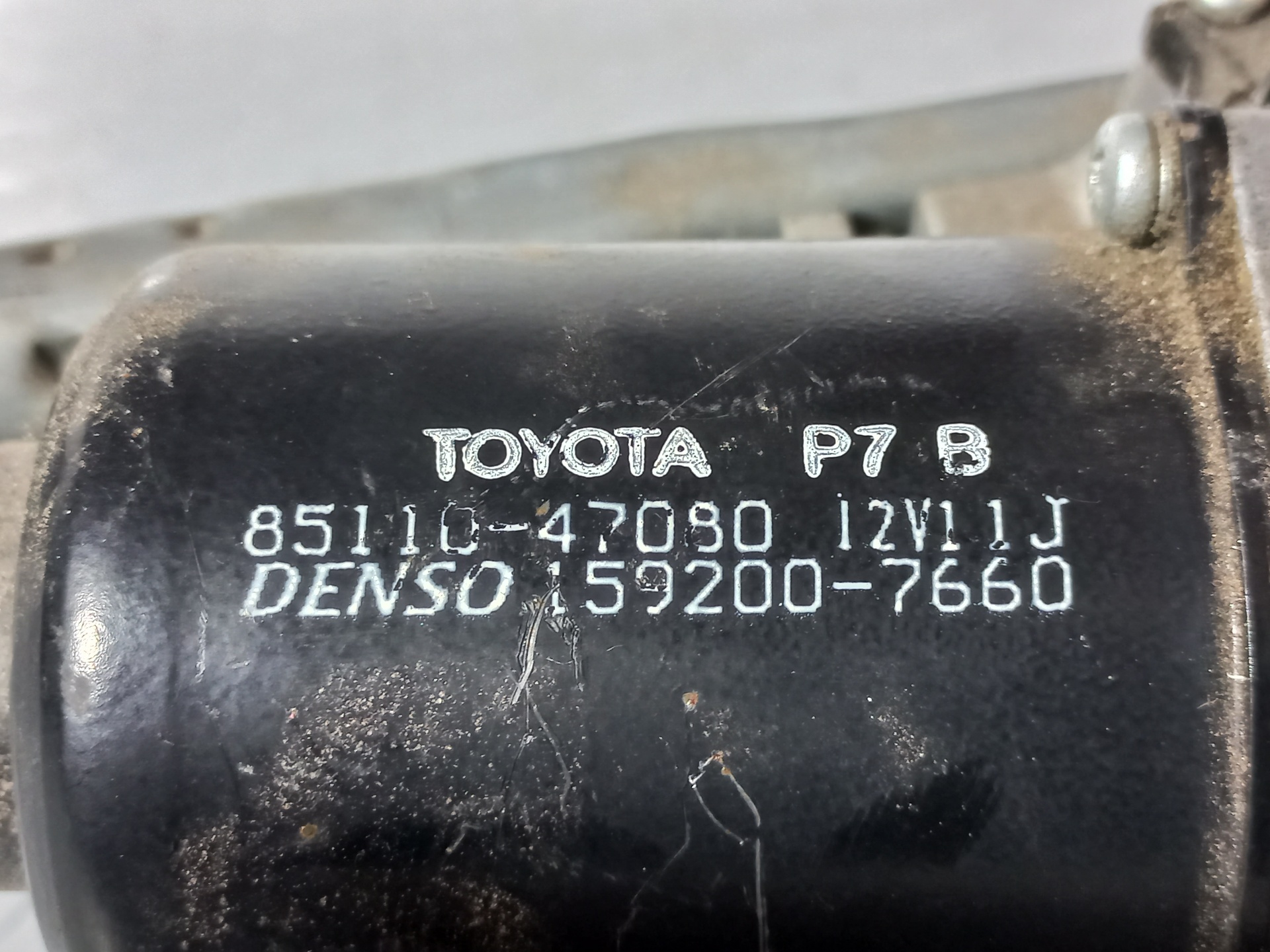 TOYOTA Prius 2 generation (XW20) (2003-2011) Vindrutetorkare fram 8511047080 24891383
