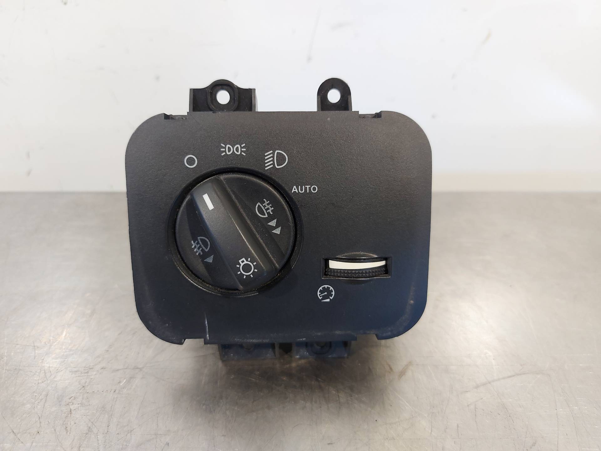 LAND ROVER Range Rover Sport 1 generation (2005-2013) Headlight Switch Control Unit YUD501480PVJ 26410987