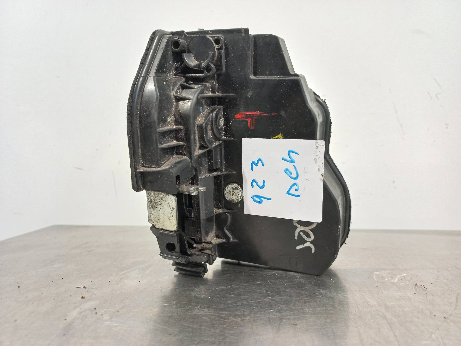 BMW 1 Series E81/E82/E87/E88 (2004-2013) Front Right Door Lock 7202146 24887010