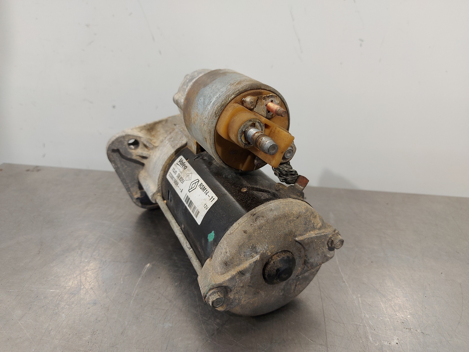 RENAULT Clio 4 generation (2012-2020) Starter Motor 233007689R 24885171