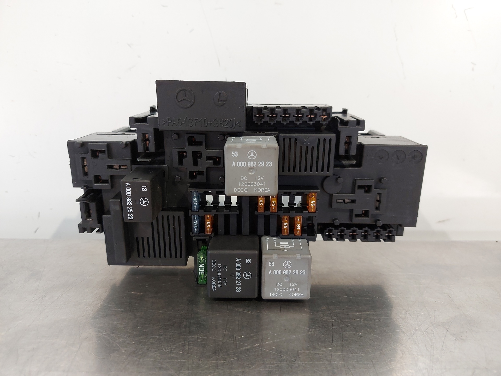 MERCEDES-BENZ C-Class W205/S205/C205 (2014-2023) Fuse Box A2229063701 24888233