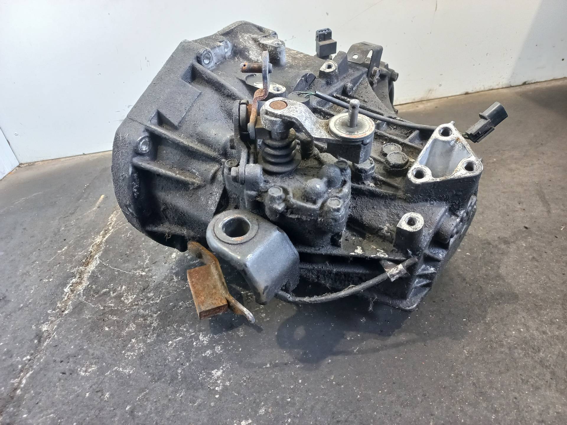 RENAULT Megane 1 generation (1995-2003) Gearbox M41671 26410330