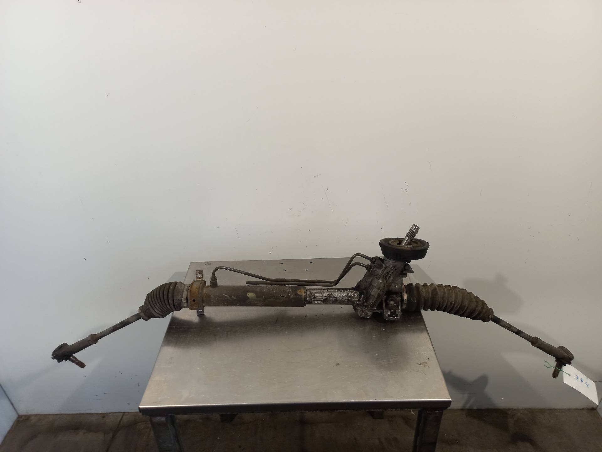 NISSAN Steering Rack 6N1422061C 26411223