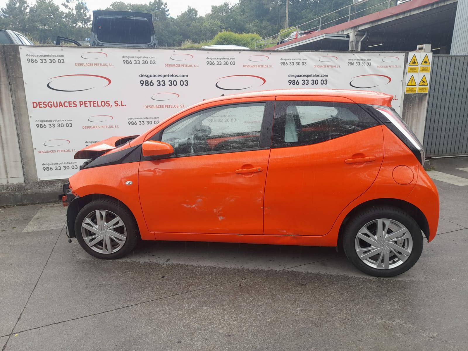 CHEVROLET Aygo 2 generation (2014-2024) Oikean etuoven ikkunansäädin 698100H031 26409984