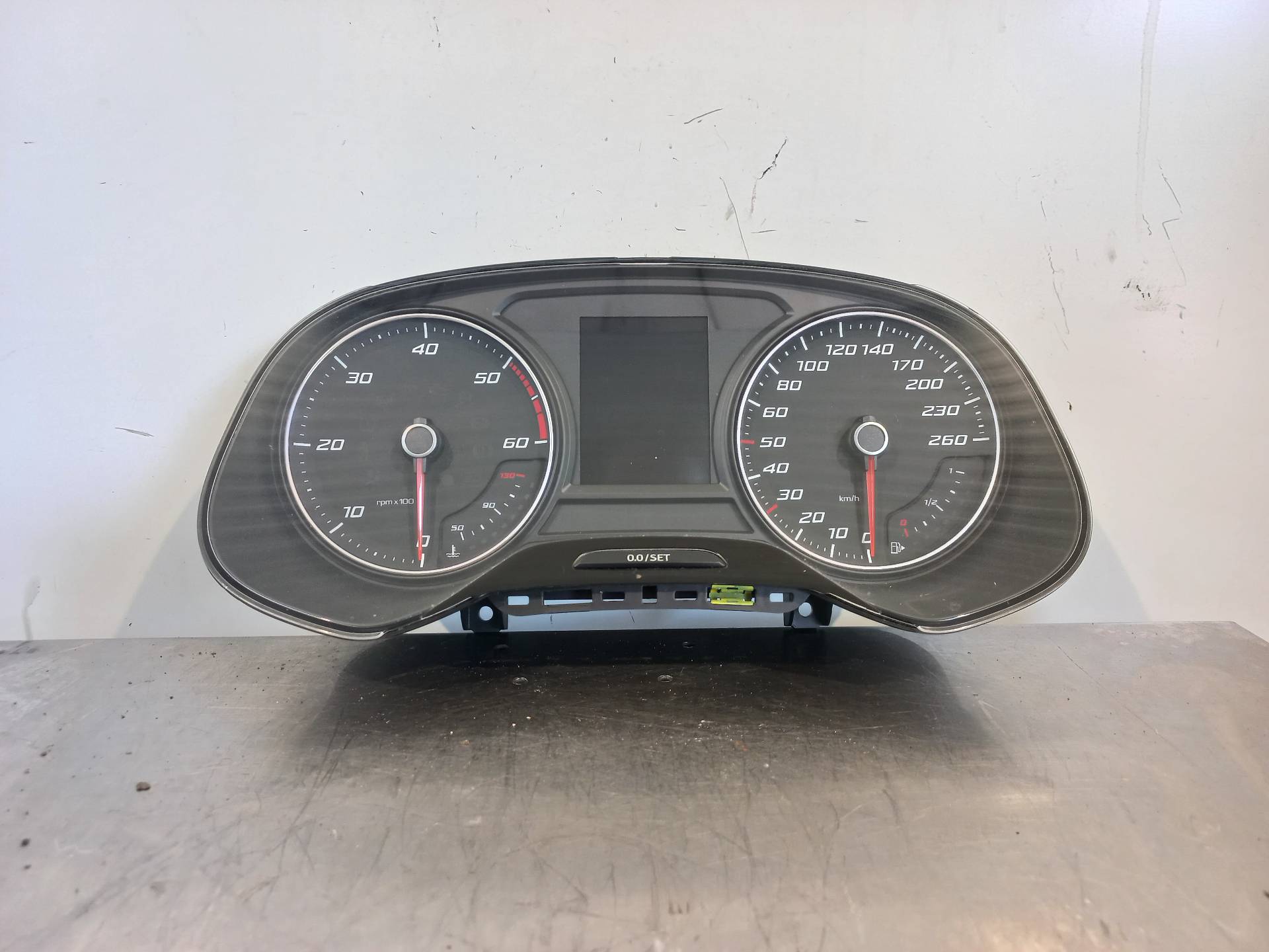 SEAT Leon 3 generation (2012-2020) Speedometer 5F0920863A 26410945