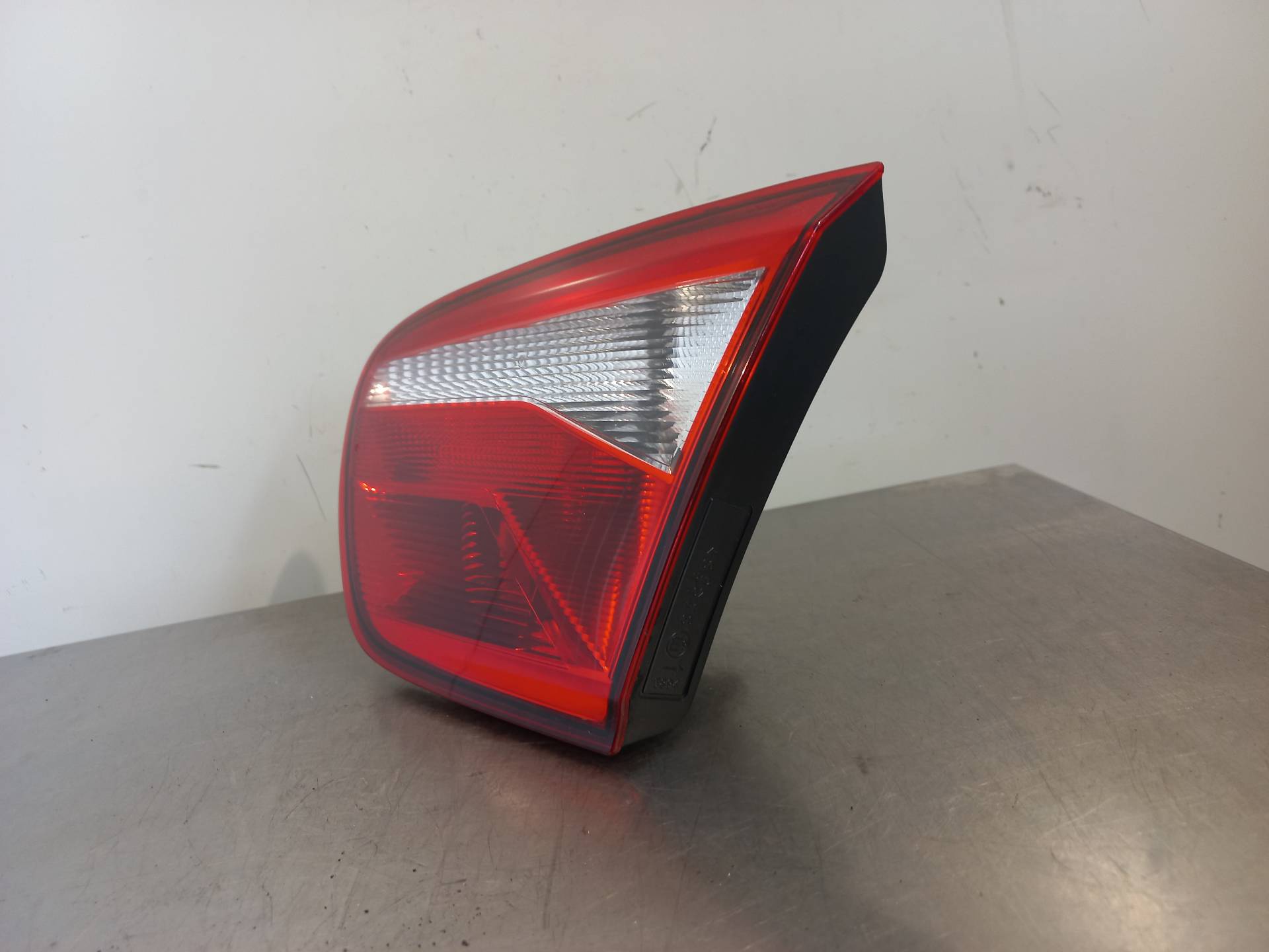 SEAT Ibiza 4 generation (2008-2017) Rear Right Taillight Lamp 6J8945094C 26410849