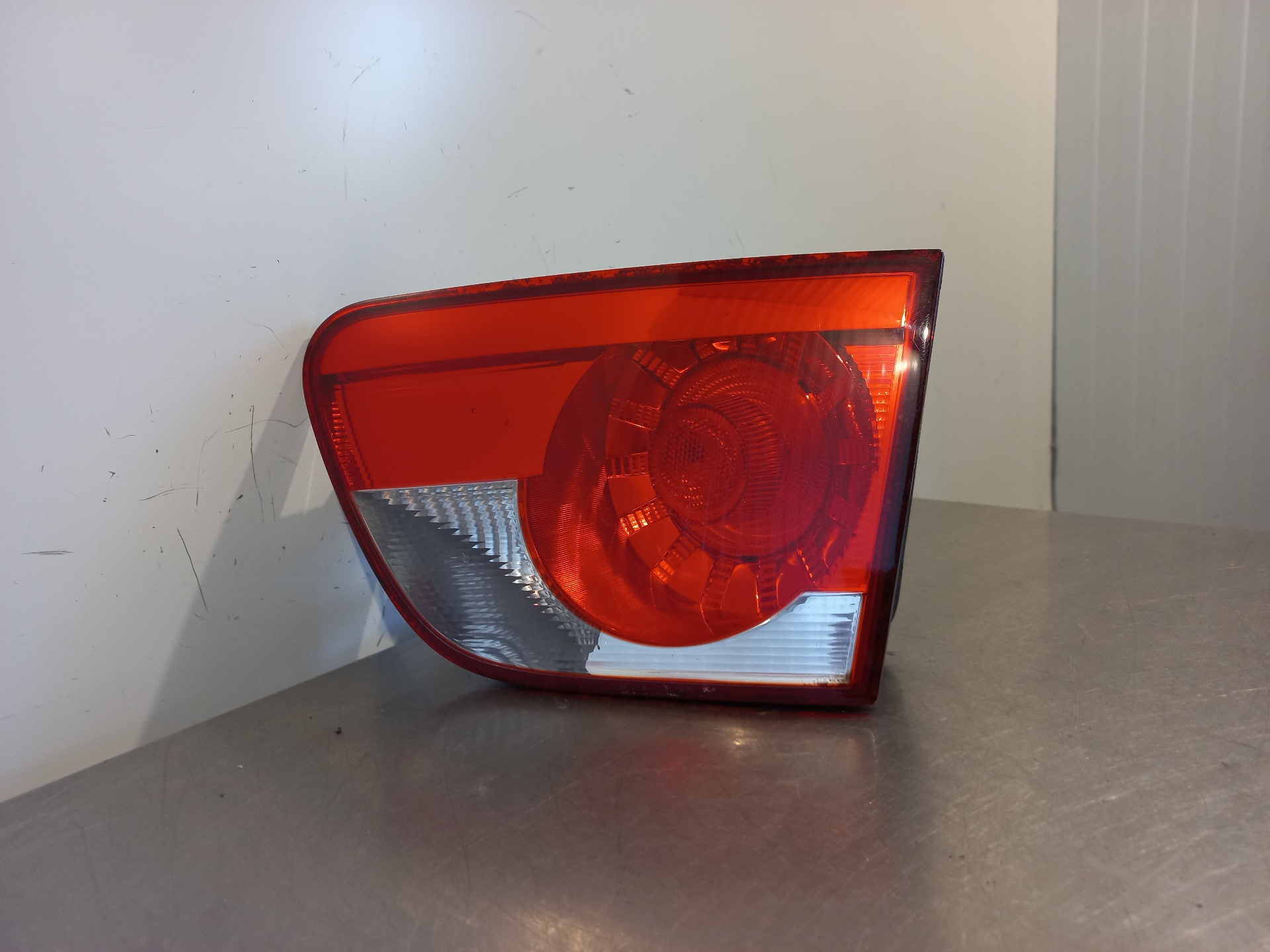 SEAT Toledo 3 generation (2004-2010) Rear Right Taillight Lamp 5P8945094D 26414404