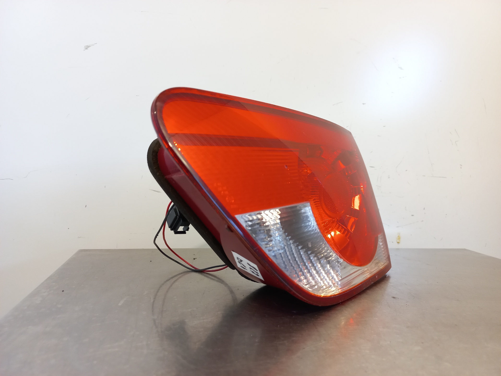 SEAT Toledo 3 generation (2004-2010) Rear Right Taillight Lamp 5P8945094D 26414404