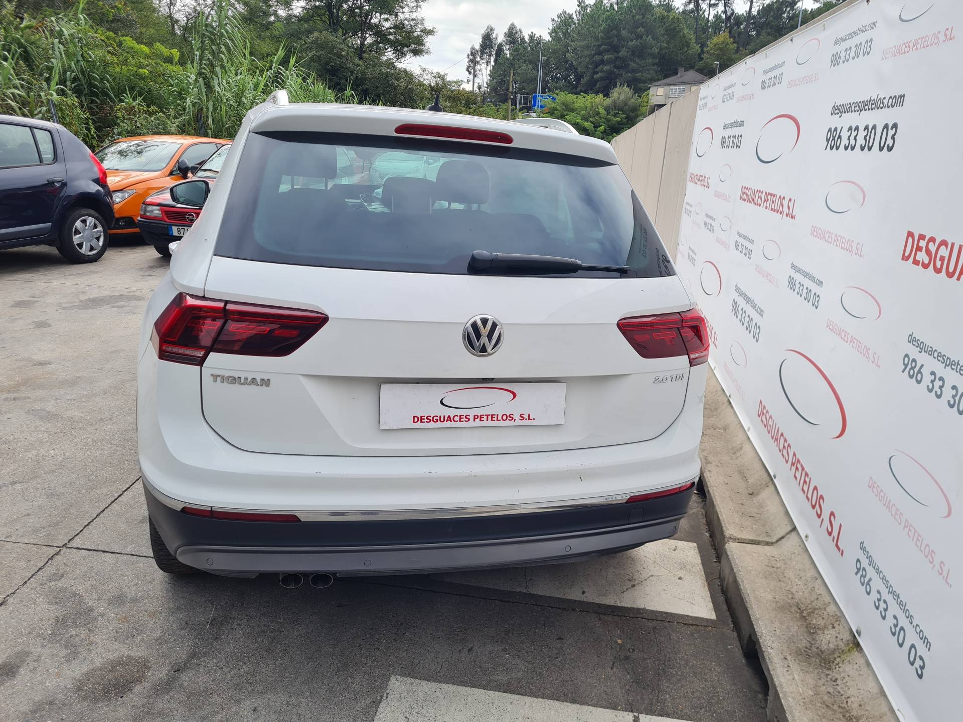 VOLKSWAGEN Tiguan 1 generation (2007-2017) Lève-vitre de porte arrière droite 5NA839462C 26411268