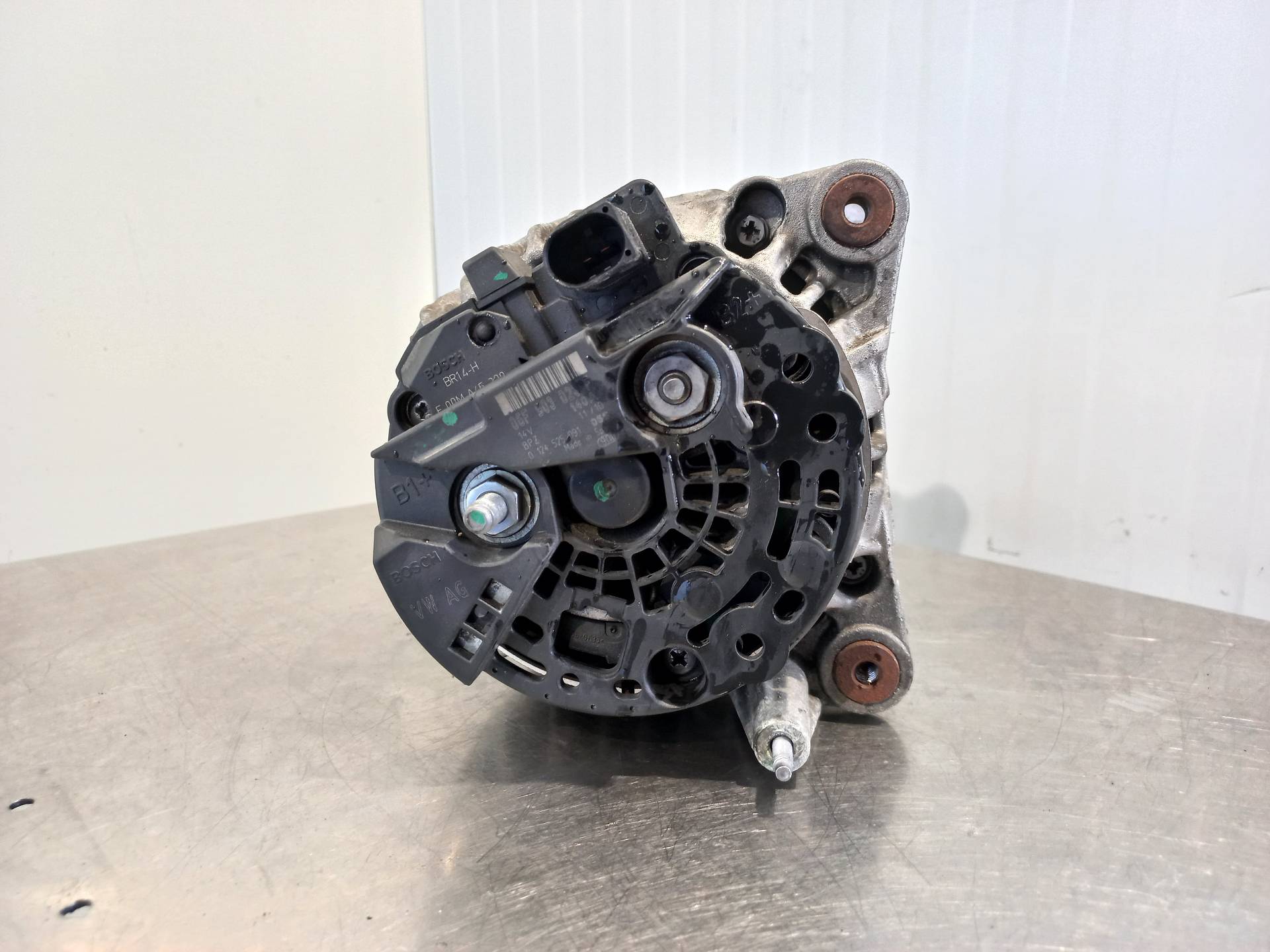 VOLKSWAGEN Golf 6 generation (2008-2015) Alternator 06F903023F 24885828