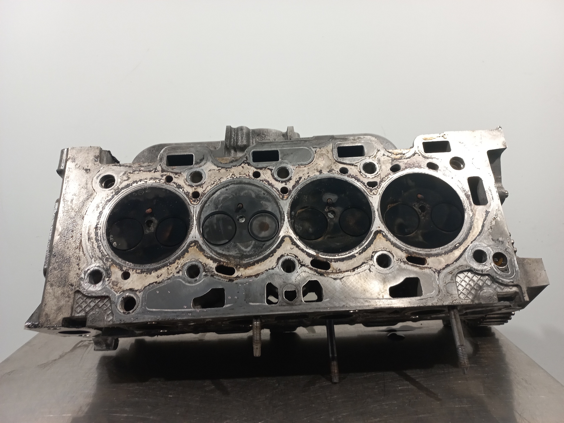 PEUGEOT 508 1 generation (2010-2020) Engine Cylinder Head 9684487210 24887225